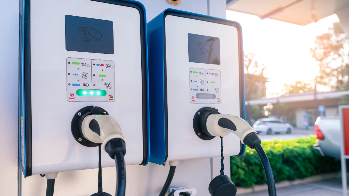 Automotive Fast Charging Infrastructure